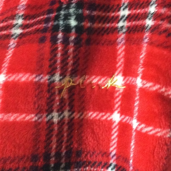 VS PINK Fuzzy Sherpa Shirt - Picture 6 of 6